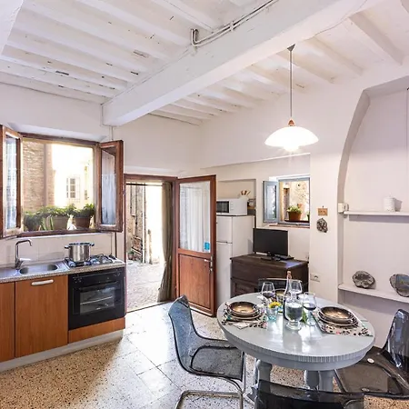 Angolo Della Cei Apartment