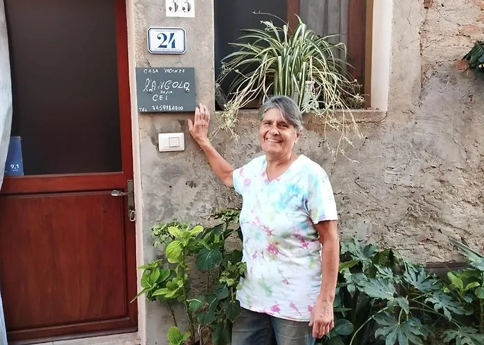 Angolo Della Cei 公寓 *